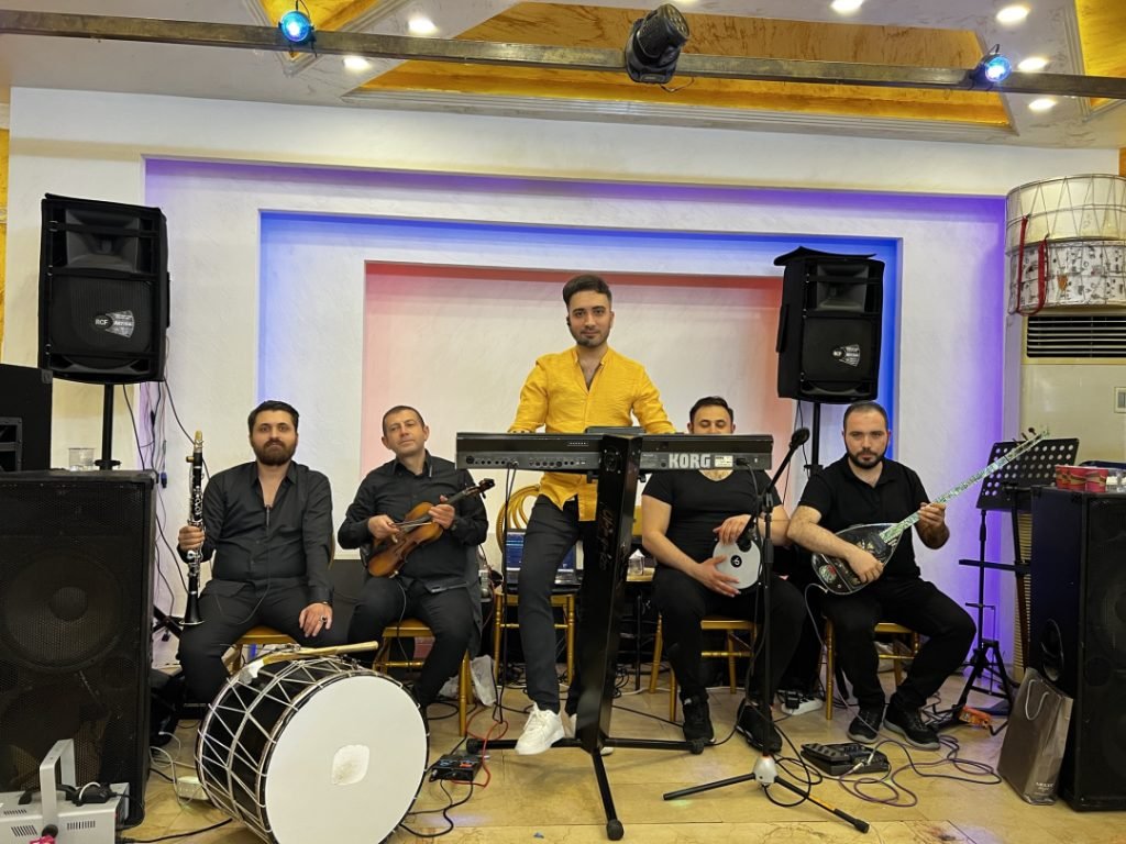 piyanist okan ve ekibi
